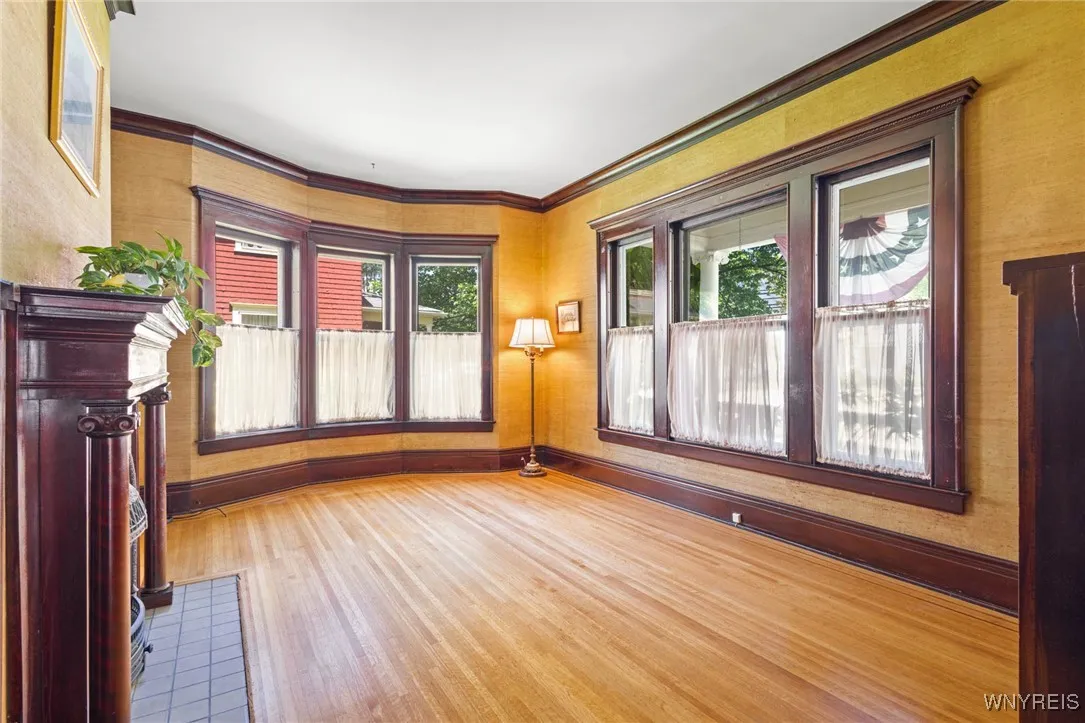 21 Ross St, Batavia-city, New York 14020, Batavia City, New York 14020, 4 Bedrooms Bedrooms, 14 Rooms Rooms,3 BathroomsBathrooms,Residential,Closed,21 Ross St, Batavia-city, New York 14020,B1617829