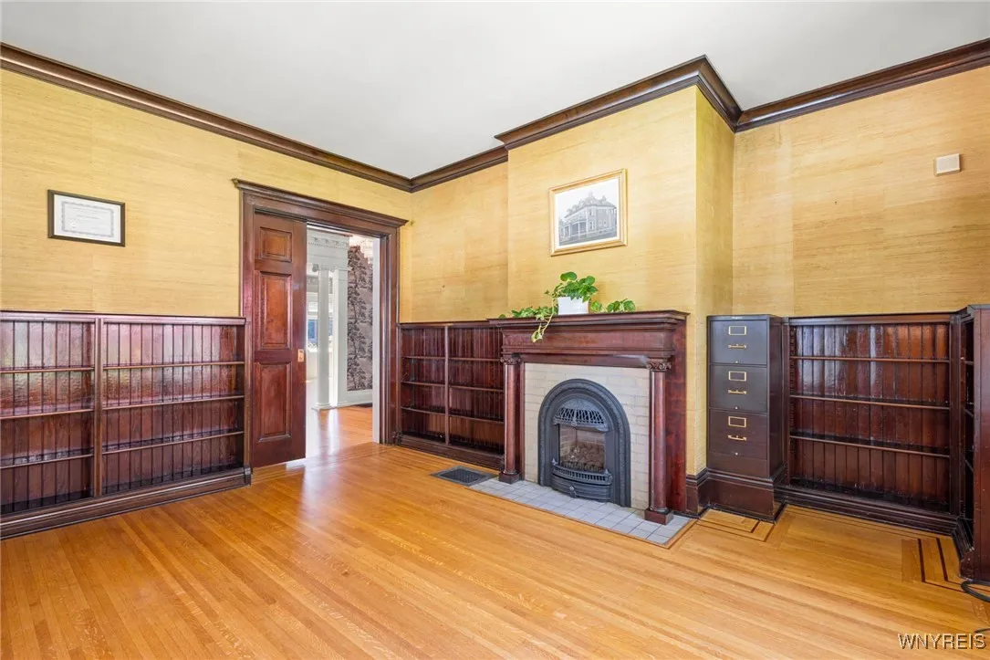 21 Ross St, Batavia-city, New York 14020, Batavia City, New York 14020, 4 Bedrooms Bedrooms, 14 Rooms Rooms,3 BathroomsBathrooms,Residential,Closed,21 Ross St, Batavia-city, New York 14020,B1617829