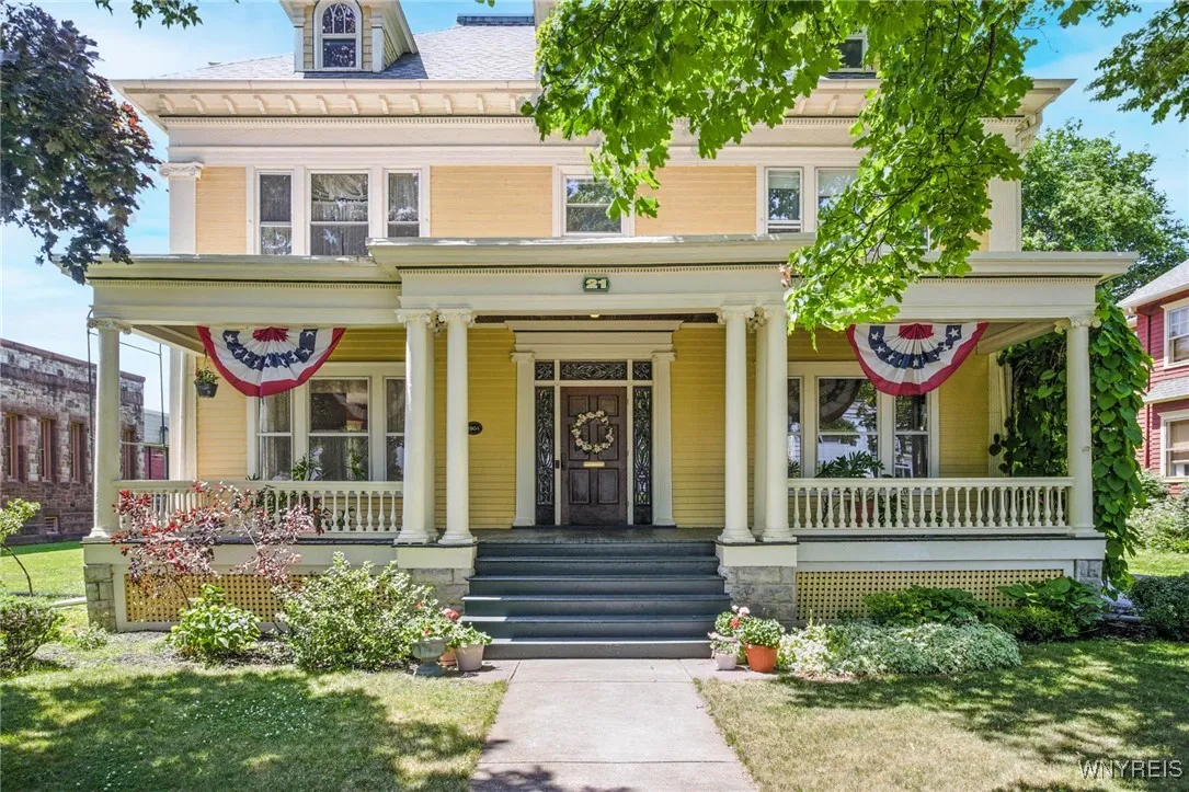 21 Ross St, Batavia-city, New York 14020, Batavia City, New York 14020, 4 Bedrooms Bedrooms, 14 Rooms Rooms,3 BathroomsBathrooms,Residential,Closed,21 Ross St, Batavia-city, New York 14020,B1617829
