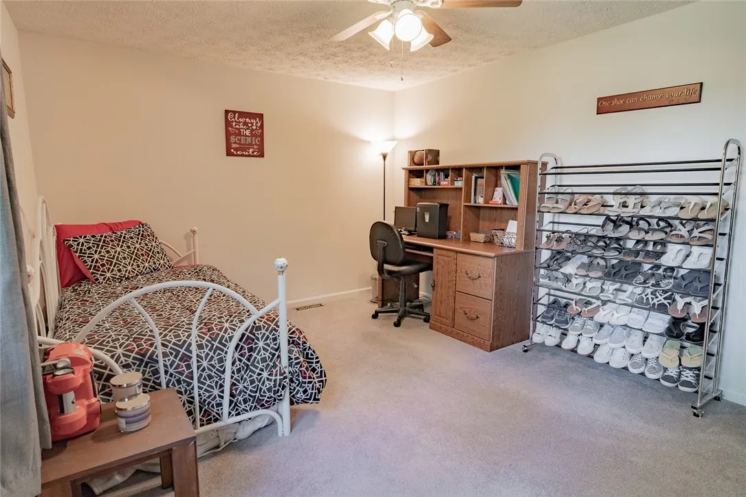 61 Southfield Drive, Webster, New York 14580, Webster, New York 14580, 2 Bedrooms Bedrooms, 4 Rooms Rooms,1 BathroomBathrooms,Residential,Closed,61 Southfield Drive, Webster, New York 14580,R1616406
