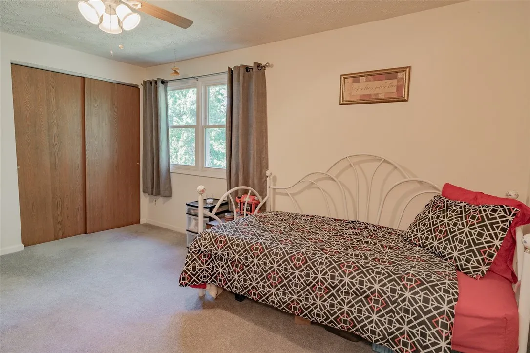61 Southfield Drive, Webster, New York 14580, Webster, New York 14580, 2 Bedrooms Bedrooms, 4 Rooms Rooms,1 BathroomBathrooms,Residential,Closed,61 Southfield Drive, Webster, New York 14580,R1616406