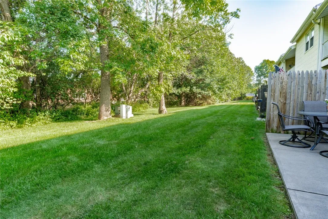 61 Southfield Drive, Webster, New York 14580, Webster, New York 14580, 2 Bedrooms Bedrooms, 4 Rooms Rooms,1 BathroomBathrooms,Residential,Closed,61 Southfield Drive, Webster, New York 14580,R1616406
