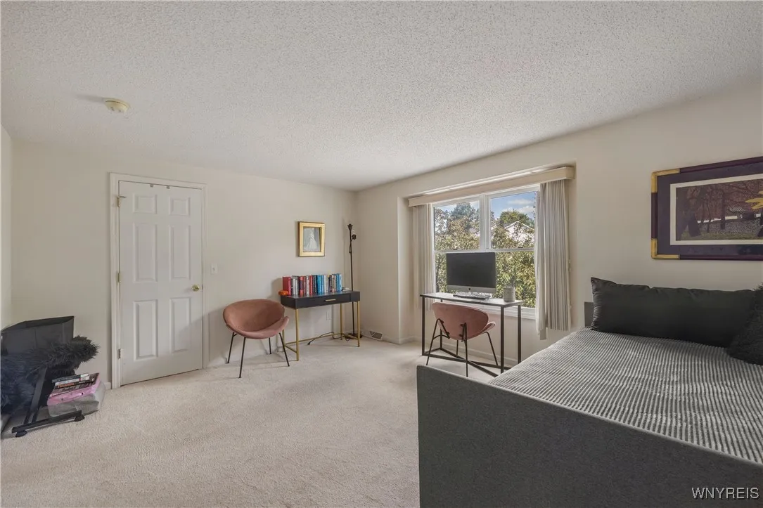 5411 Village Station Circle, Clarence, New York 14, Clarence, New York 14221, 2 Bedrooms Bedrooms, 6 Rooms Rooms,1 BathroomBathrooms,Residential Lease,Closed,5411 Village Station Circle, Clarence, New York 14,B1618218