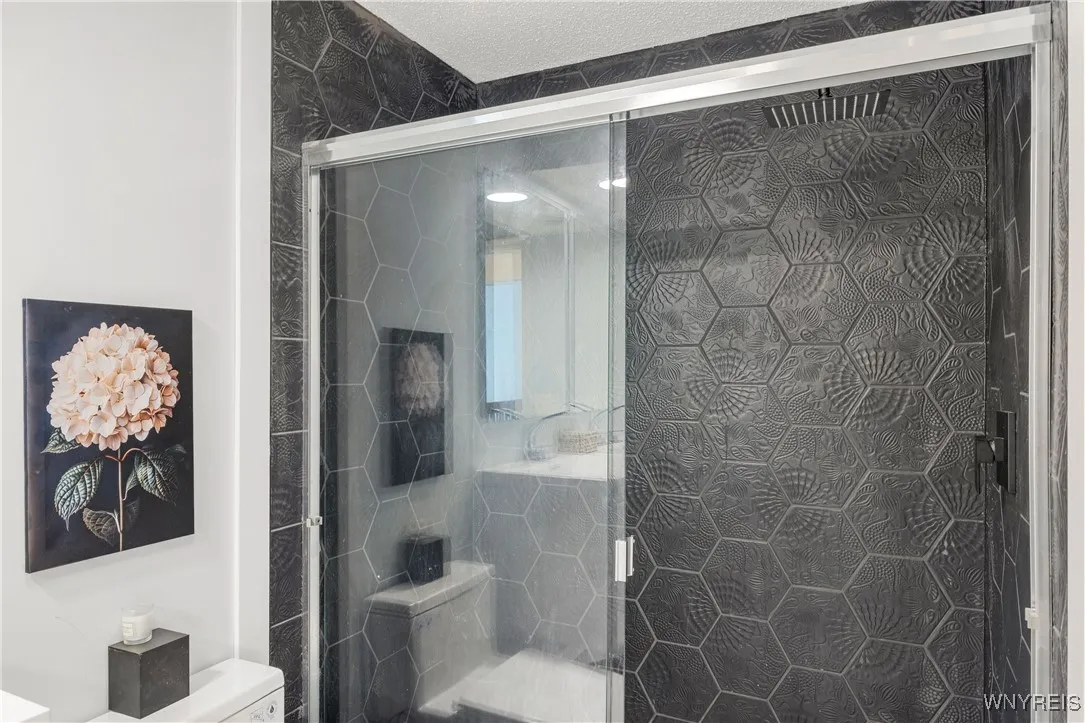 5411 Village Station Circle, Clarence, New York 14, Clarence, New York 14221, 2 Bedrooms Bedrooms, 6 Rooms Rooms,1 BathroomBathrooms,Residential Lease,Closed,5411 Village Station Circle, Clarence, New York 14,B1618218