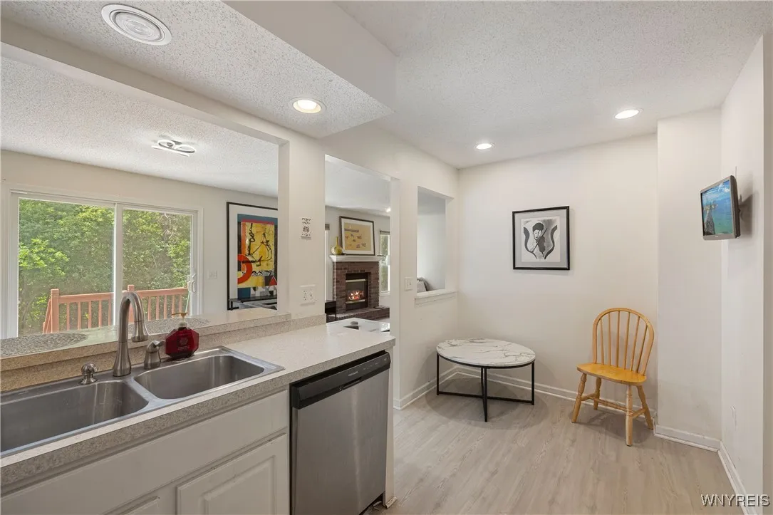 5411 Village Station Circle, Clarence, New York 14, Clarence, New York 14221, 2 Bedrooms Bedrooms, 6 Rooms Rooms,1 BathroomBathrooms,Residential Lease,Closed,5411 Village Station Circle, Clarence, New York 14,B1618218
