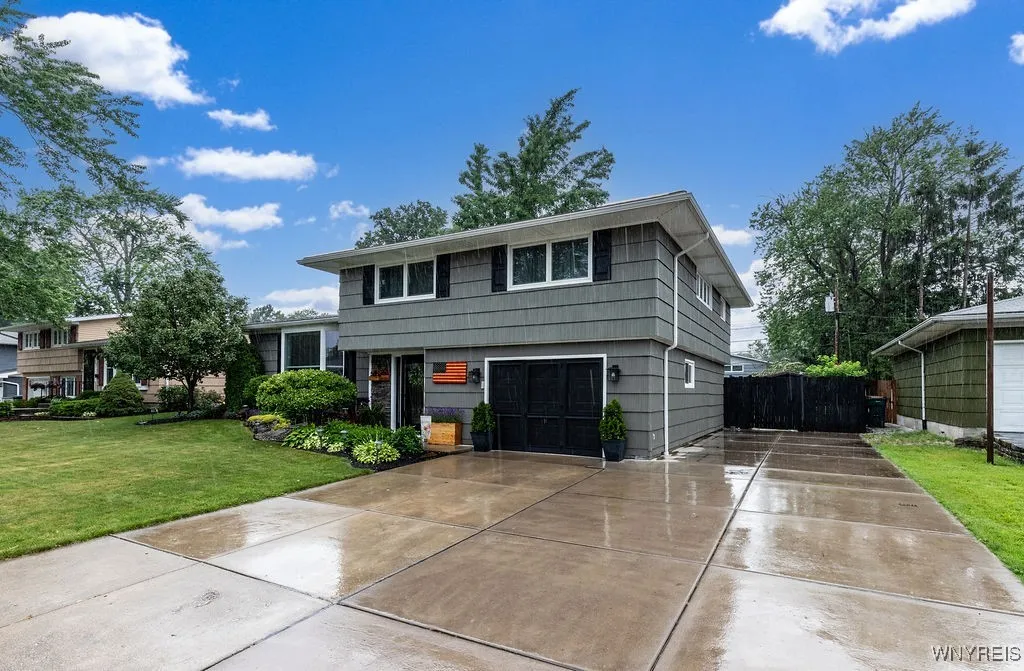 760 Westbrook Drive, North Tonawanda, New York 141, North Tonawanda, New York 14120, 4 Bedrooms Bedrooms, 14 Rooms Rooms,2 BathroomsBathrooms,Residential,Closed,760 Westbrook Drive, North Tonawanda, New York 141,B1617031