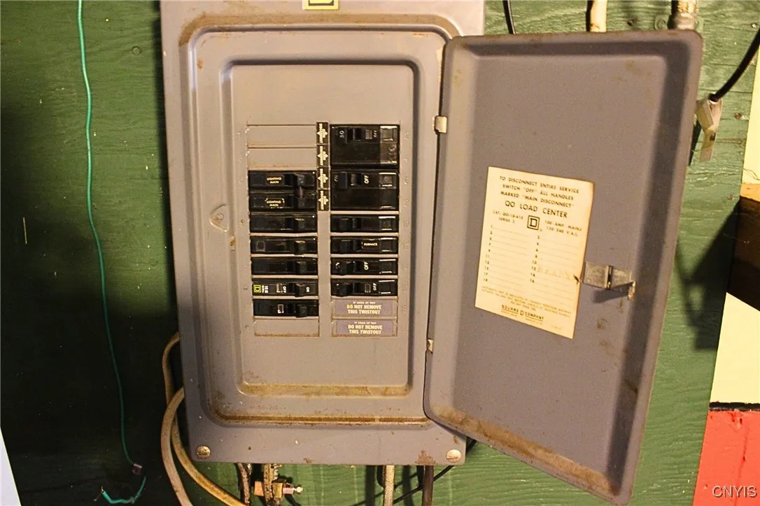 711 Wilbain Drive East, Utica, New York 13502, Utica, New York 13502, 2 Bedrooms Bedrooms, 7 Rooms Rooms,2 BathroomsBathrooms,Residential,Closed,711 Wilbain Drive East, Utica, New York 13502,0,S1614963
