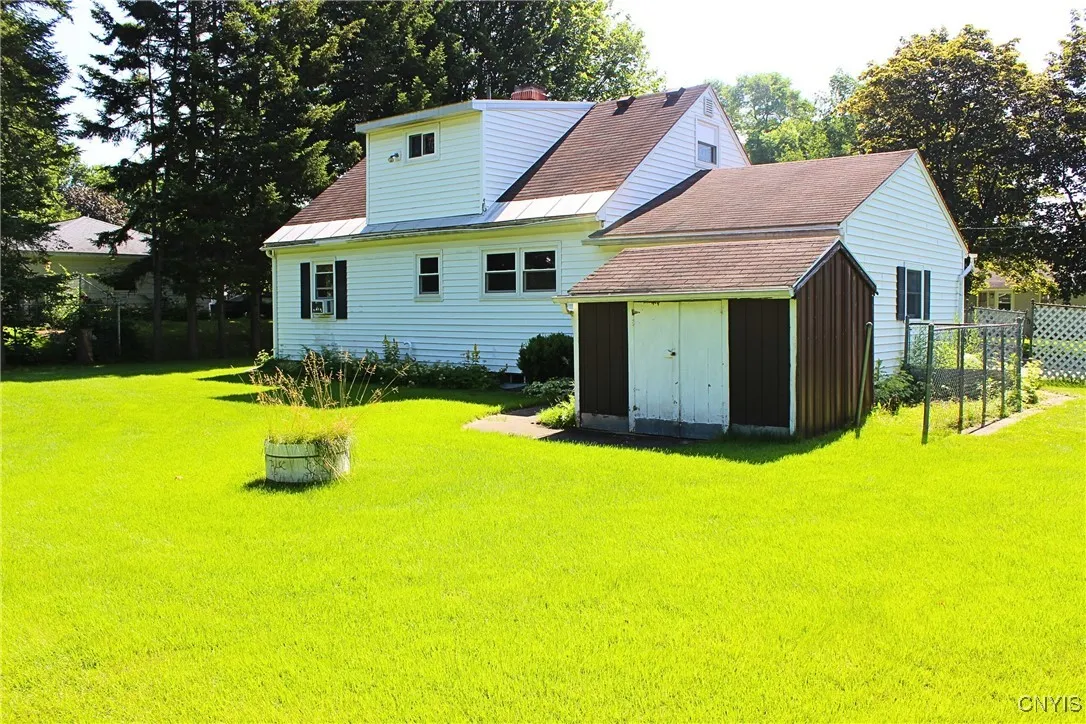 711 Wilbain Drive East, Utica, New York 13502, Utica, New York 13502, 2 Bedrooms Bedrooms, 7 Rooms Rooms,2 BathroomsBathrooms,Residential,Closed,711 Wilbain Drive East, Utica, New York 13502,0,S1614963