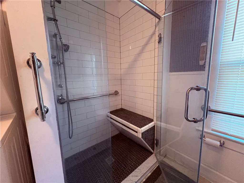 6 Highland Street, Oneonta-city, New York 13820, Oneonta, New York 13820, 2 Bedrooms Bedrooms, 6 Rooms Rooms,1 BathroomBathrooms,Residential,For Sale,6 Highland Street, Oneonta-city, New York 13820,R1618183