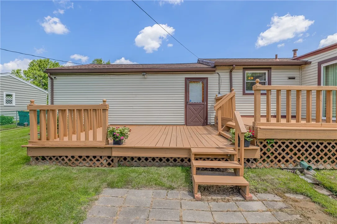 244 Wildflower Drive, Henrietta, New York 14623, Henrietta, New York 14623, 3 Bedrooms Bedrooms, 6 Rooms Rooms,1 BathroomBathrooms,Residential,Closed,244 Wildflower Drive, Henrietta, New York 14623,R1615661