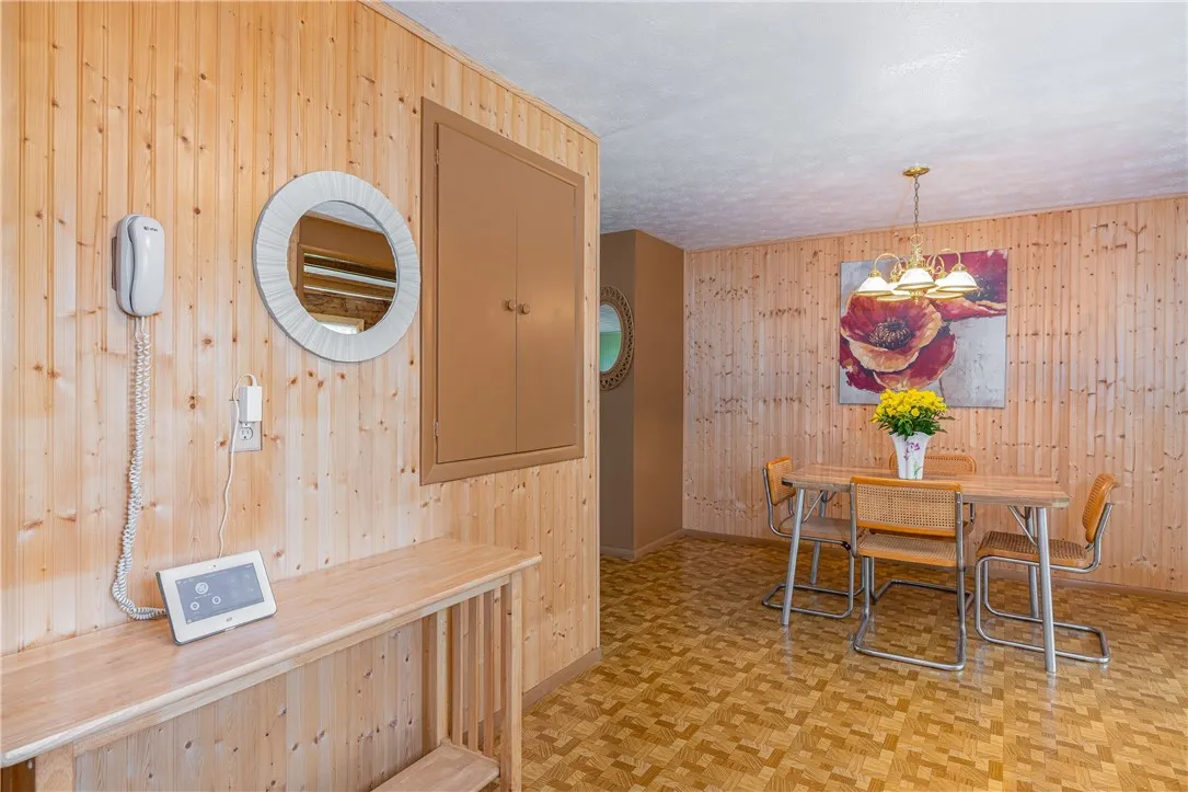 244 Wildflower Drive, Henrietta, New York 14623, Henrietta, New York 14623, 3 Bedrooms Bedrooms, 6 Rooms Rooms,1 BathroomBathrooms,Residential,Closed,244 Wildflower Drive, Henrietta, New York 14623,R1615661