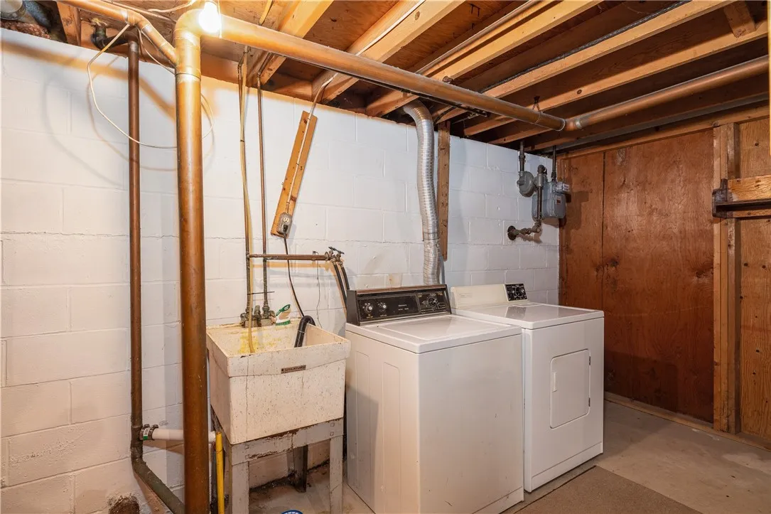 244 Wildflower Drive, Henrietta, New York 14623, Henrietta, New York 14623, 3 Bedrooms Bedrooms, 6 Rooms Rooms,1 BathroomBathrooms,Residential,Closed,244 Wildflower Drive, Henrietta, New York 14623,R1615661