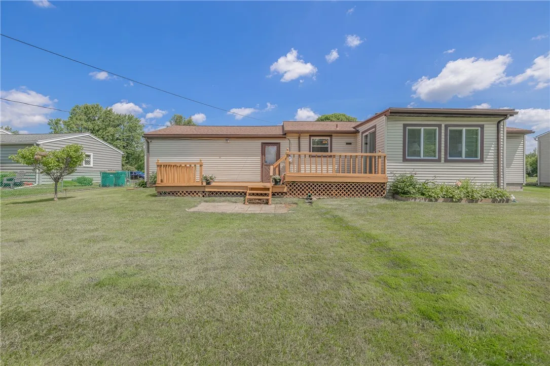 244 Wildflower Drive, Henrietta, New York 14623, Henrietta, New York 14623, 3 Bedrooms Bedrooms, 6 Rooms Rooms,1 BathroomBathrooms,Residential,Closed,244 Wildflower Drive, Henrietta, New York 14623,R1615661