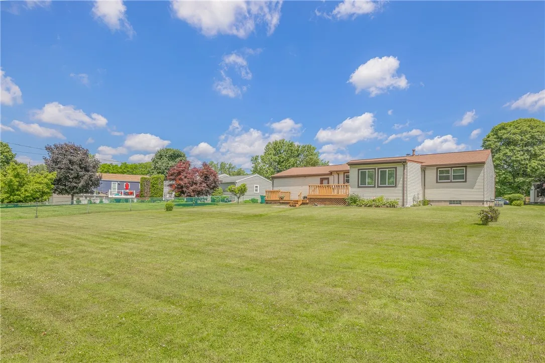 244 Wildflower Drive, Henrietta, New York 14623, Henrietta, New York 14623, 3 Bedrooms Bedrooms, 6 Rooms Rooms,1 BathroomBathrooms,Residential,Closed,244 Wildflower Drive, Henrietta, New York 14623,R1615661