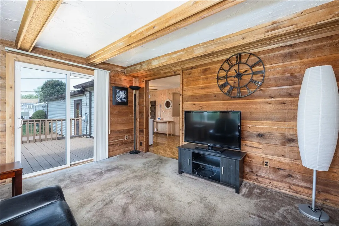 244 Wildflower Drive, Henrietta, New York 14623, Henrietta, New York 14623, 3 Bedrooms Bedrooms, 6 Rooms Rooms,1 BathroomBathrooms,Residential,Closed,244 Wildflower Drive, Henrietta, New York 14623,R1615661