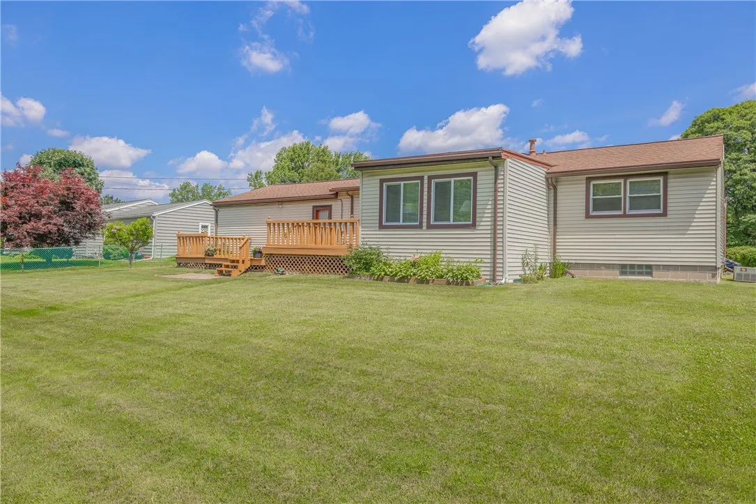 244 Wildflower Drive, Henrietta, New York 14623, Henrietta, New York 14623, 3 Bedrooms Bedrooms, 6 Rooms Rooms,1 BathroomBathrooms,Residential,Closed,244 Wildflower Drive, Henrietta, New York 14623,R1615661