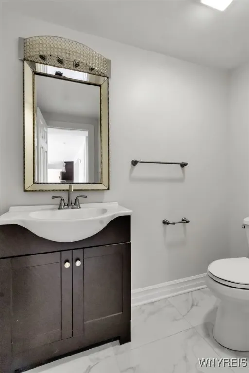 10 San Mateo Court, Amherst, New York 14051, Amherst, New York 14051, 4 Bedrooms Bedrooms, 8 Rooms Rooms,2 BathroomsBathrooms,Residential,For Sale,10 San Mateo Court, Amherst, New York 14051,B1618088