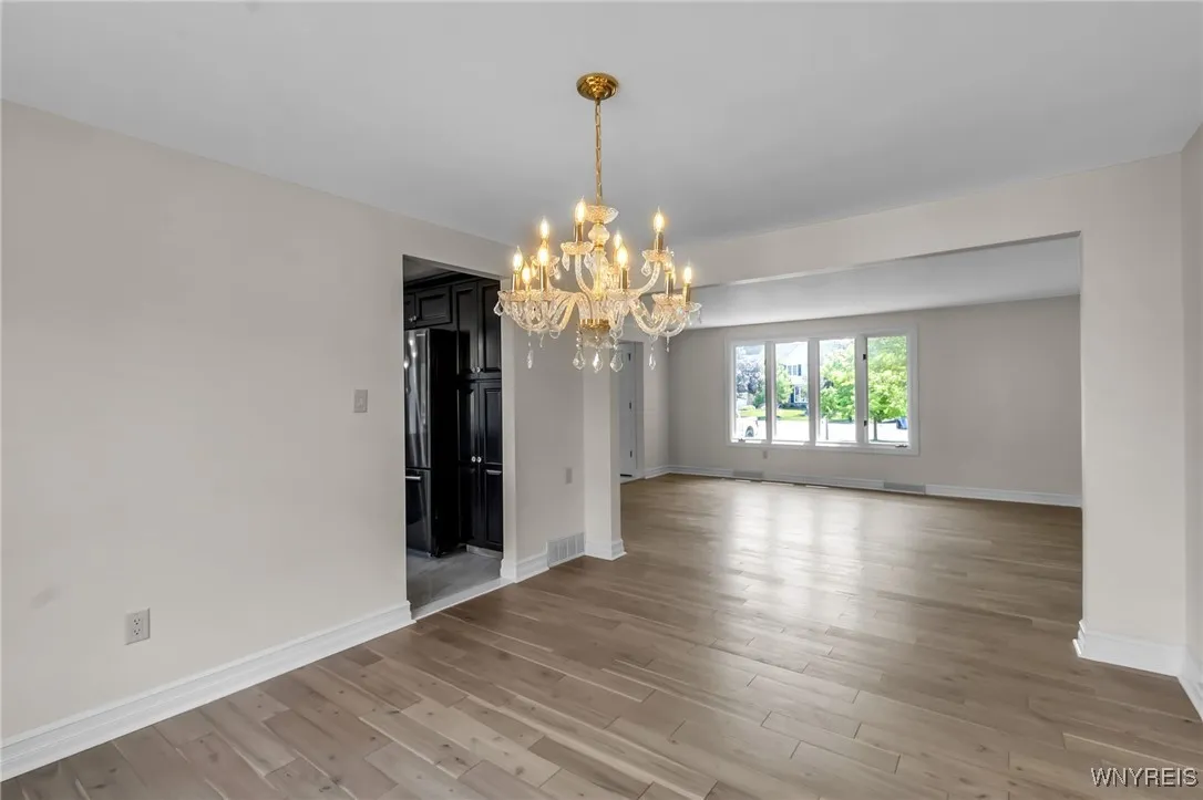 10 San Mateo Court, Amherst, New York 14051, Amherst, New York 14051, 4 Bedrooms Bedrooms, 8 Rooms Rooms,2 BathroomsBathrooms,Residential,For Sale,10 San Mateo Court, Amherst, New York 14051,B1618088