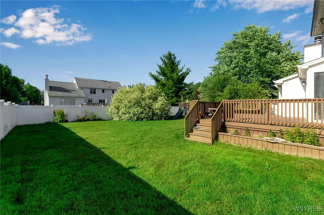 10 San Mateo Court, Amherst, New York 14051, Amherst, New York 14051, 4 Bedrooms Bedrooms, 8 Rooms Rooms,2 BathroomsBathrooms,Residential,For Sale,10 San Mateo Court, Amherst, New York 14051,B1618088