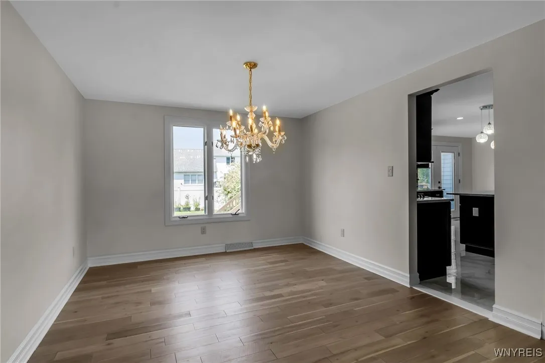 10 San Mateo Court, Amherst, New York 14051, Amherst, New York 14051, 4 Bedrooms Bedrooms, 8 Rooms Rooms,2 BathroomsBathrooms,Residential,For Sale,10 San Mateo Court, Amherst, New York 14051,B1618088
