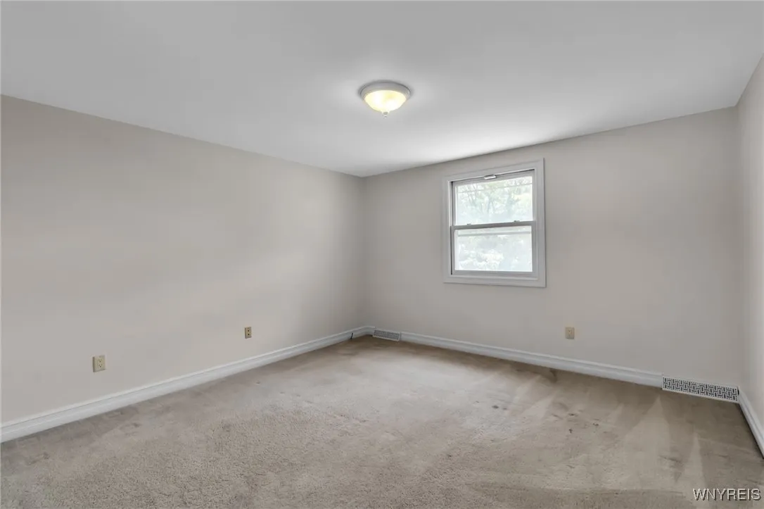10 San Mateo Court, Amherst, New York 14051, Amherst, New York 14051, 4 Bedrooms Bedrooms, 8 Rooms Rooms,2 BathroomsBathrooms,Residential,For Sale,10 San Mateo Court, Amherst, New York 14051,B1618088