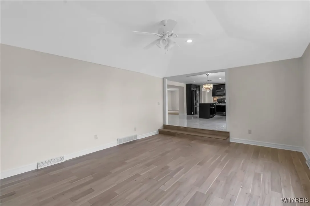 10 San Mateo Court, Amherst, New York 14051, Amherst, New York 14051, 4 Bedrooms Bedrooms, 8 Rooms Rooms,2 BathroomsBathrooms,Residential,For Sale,10 San Mateo Court, Amherst, New York 14051,B1618088