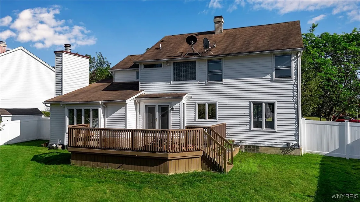 10 San Mateo Court, Amherst, New York 14051, Amherst, New York 14051, 4 Bedrooms Bedrooms, 8 Rooms Rooms,2 BathroomsBathrooms,Residential,For Sale,10 San Mateo Court, Amherst, New York 14051,B1618088