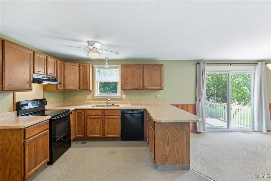 8403 Zenith Drive, Clay, New York 13027, Clay, New York 13027, 3 Bedrooms Bedrooms, 7 Rooms Rooms,2 BathroomsBathrooms,Residential,Closed,8403 Zenith Drive, Clay, New York 13027,0,S1614946