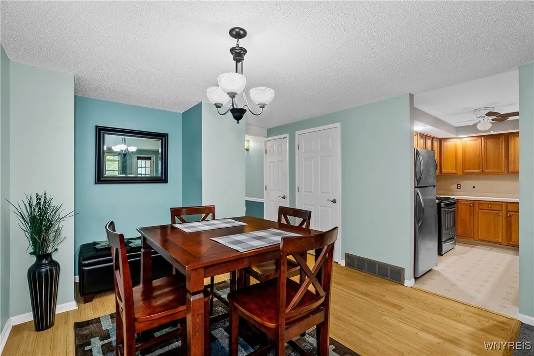 31 Olde Stone Lane, Lancaster, New York 14086, Lancaster, New York 14086, 2 Bedrooms Bedrooms, 5 Rooms Rooms,2 BathroomsBathrooms,Residential,Closed,31 Olde Stone Lane, Lancaster, New York 14086,B1617879