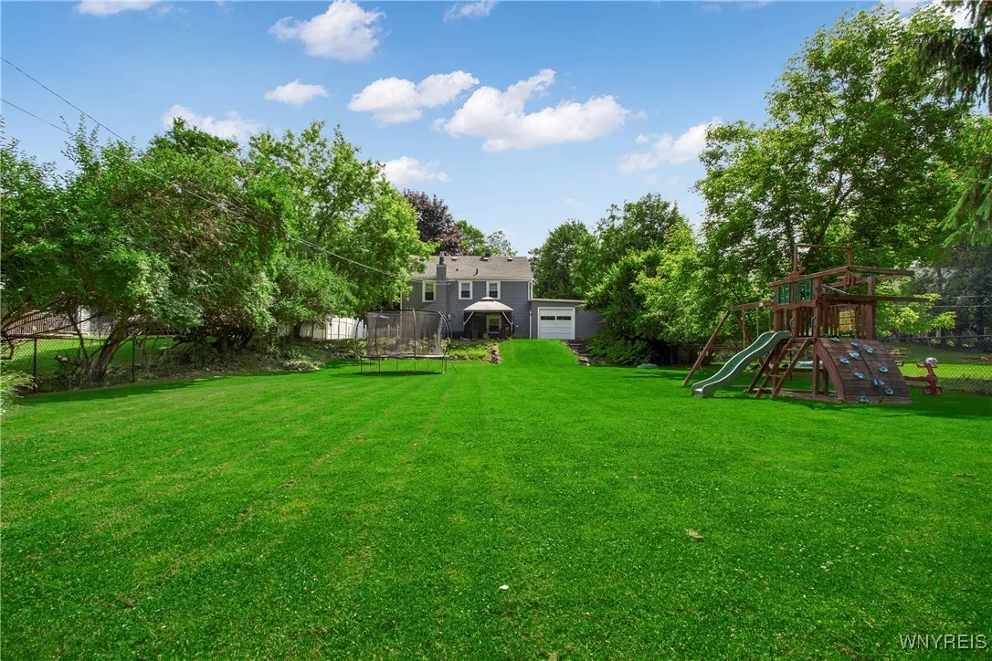 191 Lehn Springs Drive, Amherst, New York 14221, Amherst, New York 14221, 4 Bedrooms Bedrooms, 9 Rooms Rooms,1 BathroomBathrooms,Residential,Closed,191 Lehn Springs Drive, Amherst, New York 14221,0,B1617320