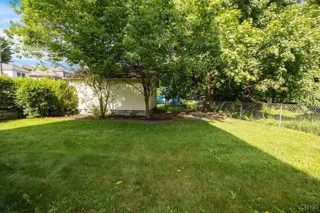 403 Valley Drive, Syracuse, New York 13207, Syracuse, New York 13207, 4 Bedrooms Bedrooms, ,2 BathroomsBathrooms,Residential,For Sale,403 Valley Drive, Syracuse, New York 13207,S1617773