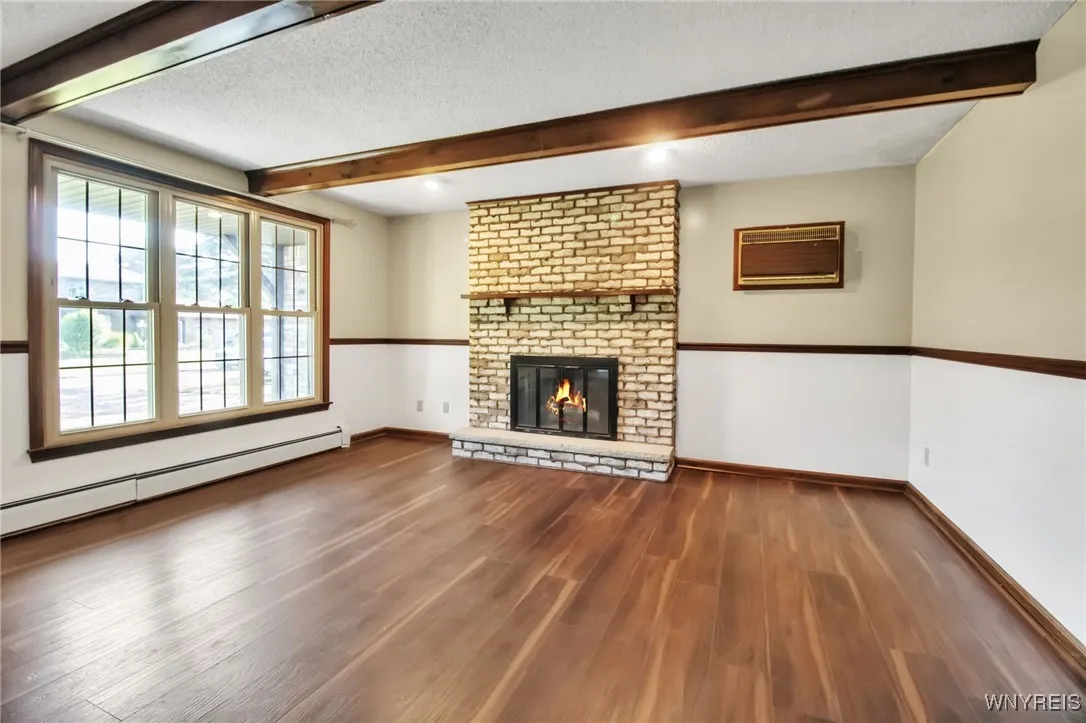 76 Obrien Drive, Lockport-city, New York 14094, Lockport City, New York 14094, 3 Bedrooms Bedrooms, 11 Rooms Rooms,2 BathroomsBathrooms,Residential,Closed,76 Obrien Drive, Lockport-city, New York 14094,0,B1617500