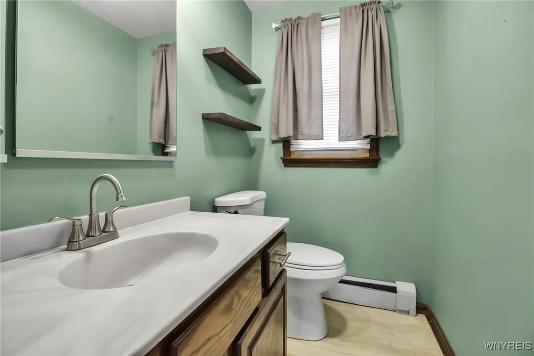 76 Obrien Drive, Lockport-city, New York 14094, Lockport City, New York 14094, 3 Bedrooms Bedrooms, 11 Rooms Rooms,2 BathroomsBathrooms,Residential,Closed,76 Obrien Drive, Lockport-city, New York 14094,0,B1617500