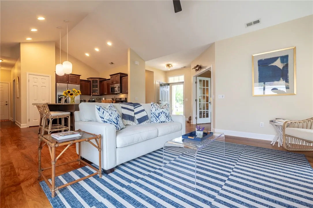 246 Maryview Drive, Penfield, New York 14580, Penfield, New York 14580, 2 Bedrooms Bedrooms, 6 Rooms Rooms,2 BathroomsBathrooms,Residential,Closed,246 Maryview Drive, Penfield, New York 14580,0,R1617799