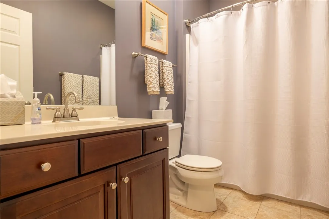 246 Maryview Drive, Penfield, New York 14580, Penfield, New York 14580, 2 Bedrooms Bedrooms, 6 Rooms Rooms,2 BathroomsBathrooms,Residential,Closed,246 Maryview Drive, Penfield, New York 14580,0,R1617799