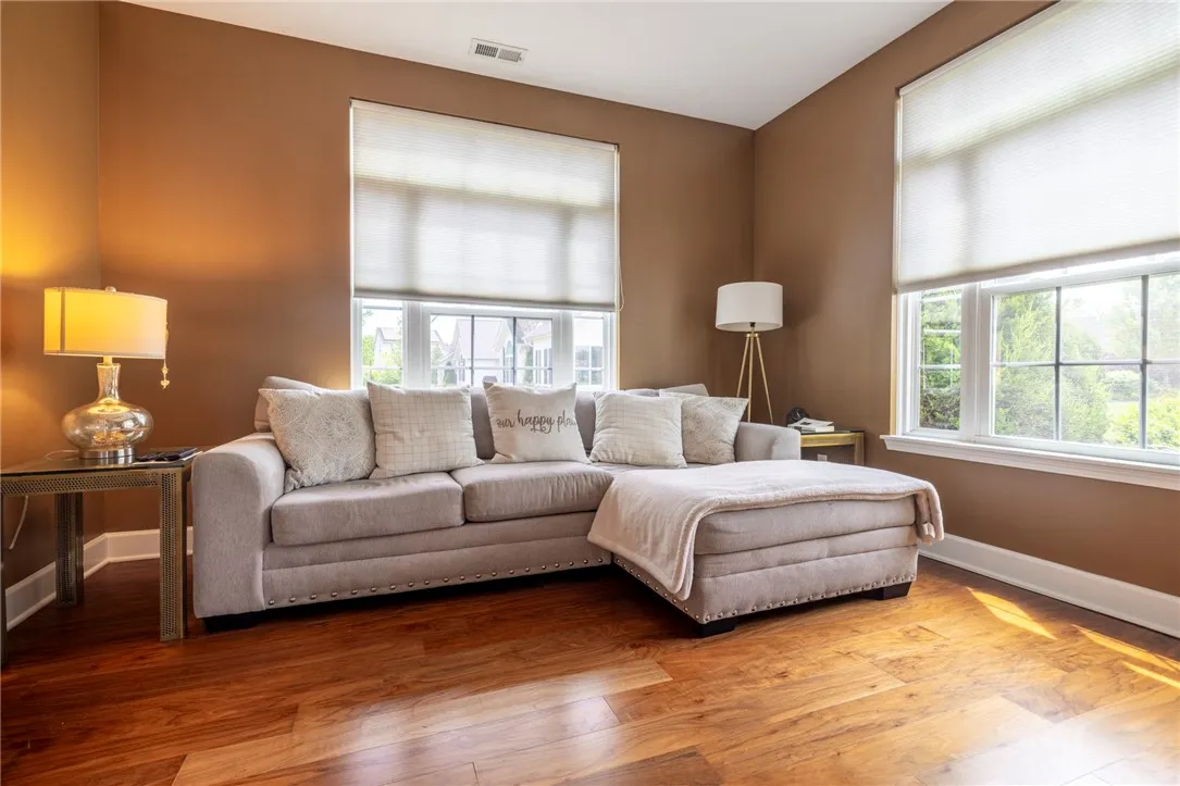 246 Maryview Drive, Penfield, New York 14580, Penfield, New York 14580, 2 Bedrooms Bedrooms, 6 Rooms Rooms,2 BathroomsBathrooms,Residential,Closed,246 Maryview Drive, Penfield, New York 14580,0,R1617799
