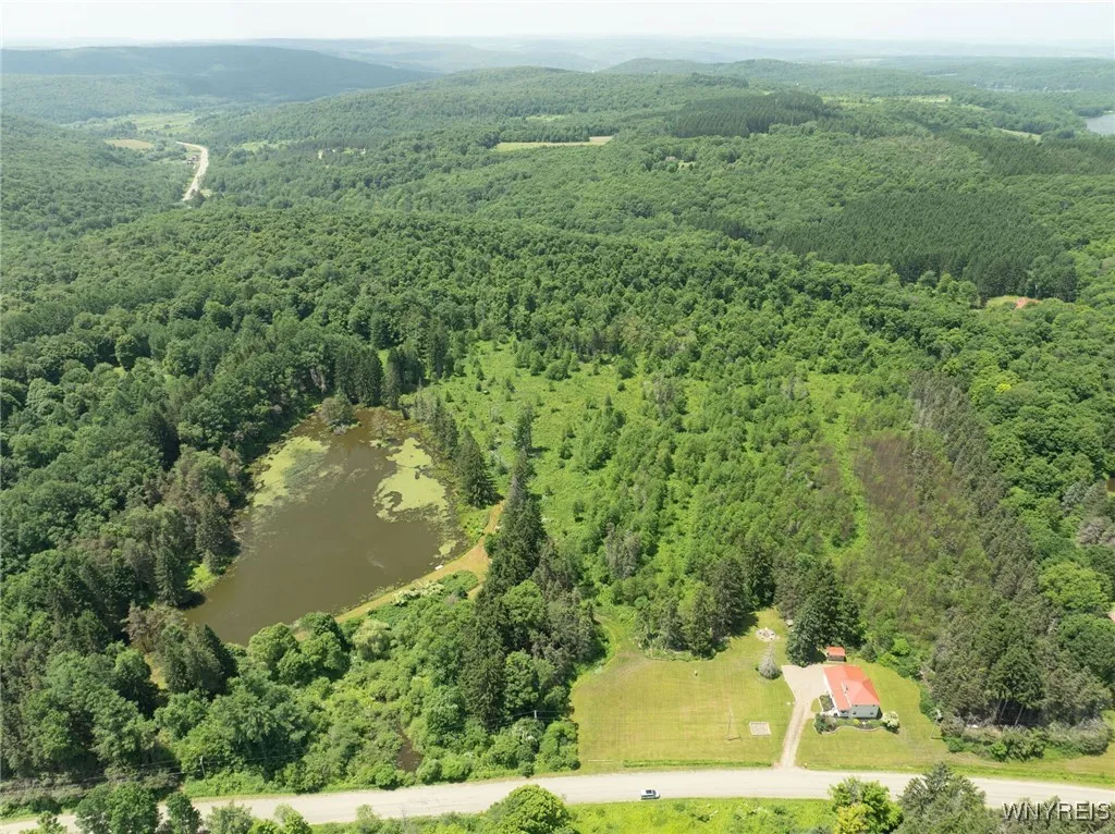7961 Irish Hill Road, Ellicottville, New York 1417, Ellicottville, New York 14731, 3 Bedrooms Bedrooms, 9 Rooms Rooms,2 BathroomsBathrooms,Residential,For Sale,7961 Irish Hill Road, Ellicottville, New York 1417,B1616728
