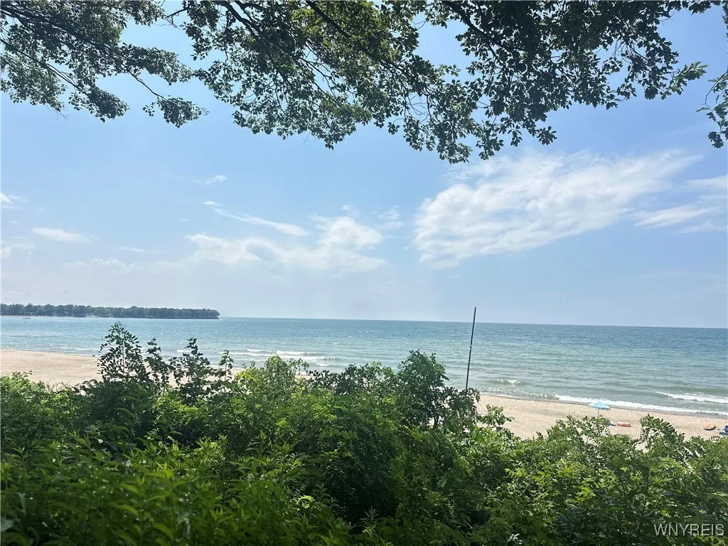8639 Larch St Street, Evans, New York 14006, Evans, New York 14006, 2 Bedrooms Bedrooms, 5 Rooms Rooms,1 BathroomBathrooms,Residential,For Sale,8639 Larch St Street, Evans, New York 14006,B1617860