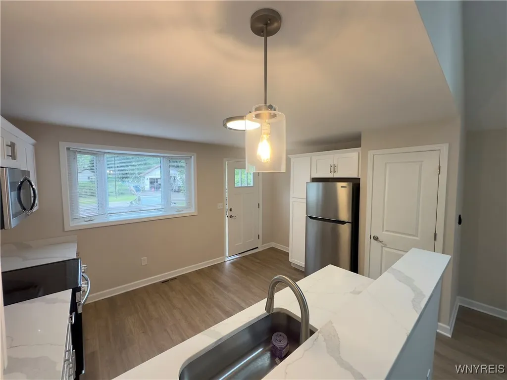 8639 Larch St Street, Evans, New York 14006, Evans, New York 14006, 2 Bedrooms Bedrooms, 5 Rooms Rooms,1 BathroomBathrooms,Residential,For Sale,8639 Larch St Street, Evans, New York 14006,B1617860