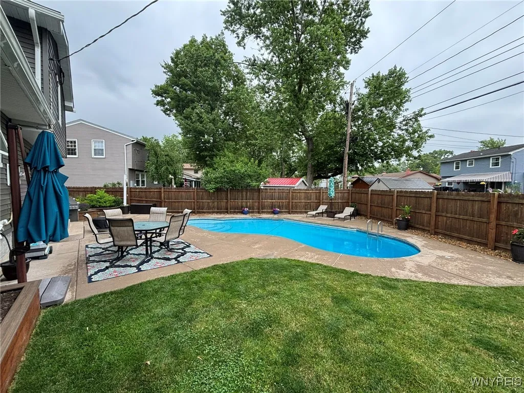 57 Treehaven Road, West Seneca, New York 14224, West Seneca, New York 14224, 3 Bedrooms Bedrooms, 7 Rooms Rooms,1 BathroomBathrooms,Residential,Closed,57 Treehaven Road, West Seneca, New York 14224,0,B1617920