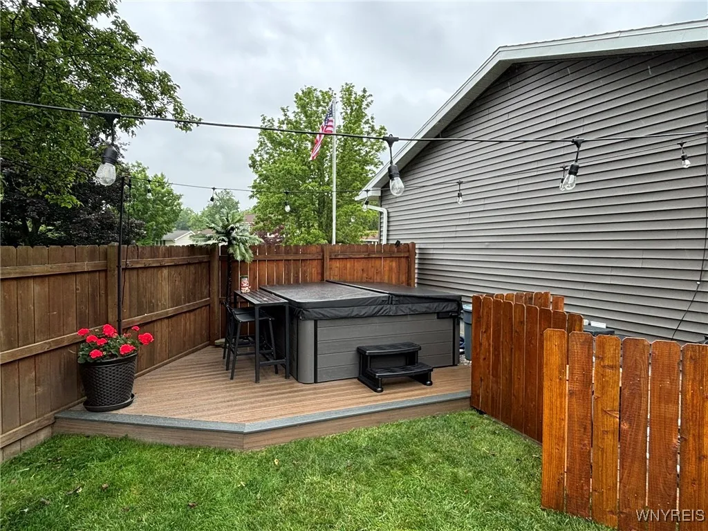 57 Treehaven Road, West Seneca, New York 14224, West Seneca, New York 14224, 3 Bedrooms Bedrooms, 7 Rooms Rooms,1 BathroomBathrooms,Residential,Closed,57 Treehaven Road, West Seneca, New York 14224,0,B1617920