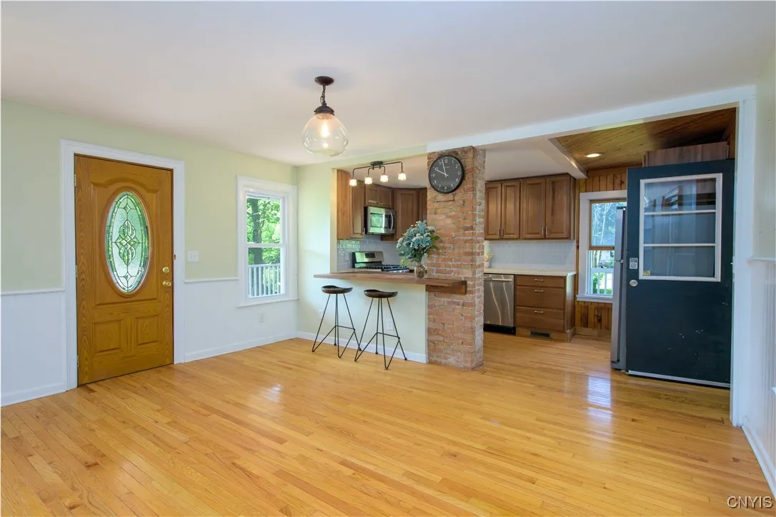 4378 Jordan Road, Skaneateles, New York 13152, Skaneateles, New York 13152, 4 Bedrooms Bedrooms, 8 Rooms Rooms,2 BathroomsBathrooms,Residential Lease,Closed,4378 Jordan Road, Skaneateles, New York 13152,S1613525