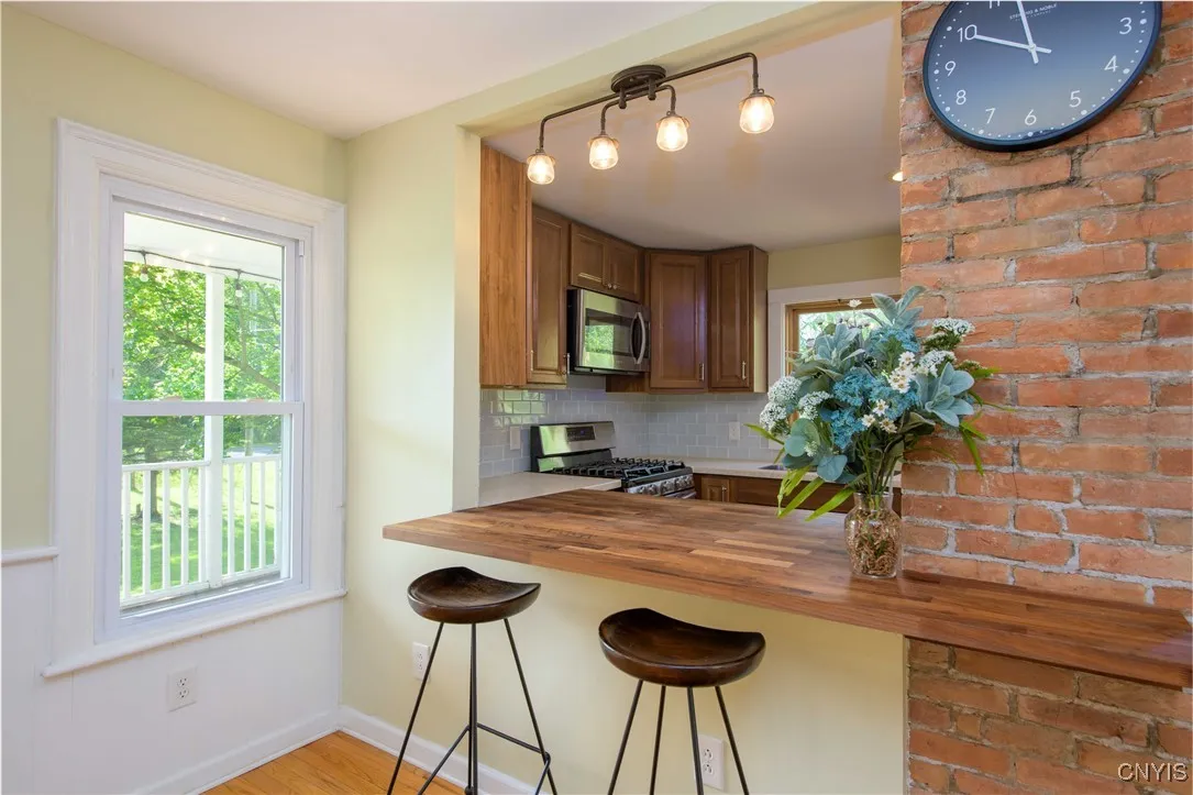 4378 Jordan Road, Skaneateles, New York 13152, Skaneateles, New York 13152, 4 Bedrooms Bedrooms, 8 Rooms Rooms,2 BathroomsBathrooms,Residential Lease,Closed,4378 Jordan Road, Skaneateles, New York 13152,S1613525