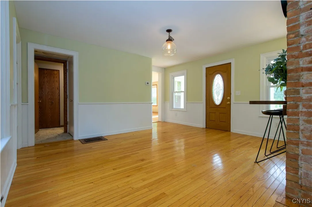 4378 Jordan Road, Skaneateles, New York 13152, Skaneateles, New York 13152, 4 Bedrooms Bedrooms, 8 Rooms Rooms,2 BathroomsBathrooms,Residential Lease,Closed,4378 Jordan Road, Skaneateles, New York 13152,S1613525