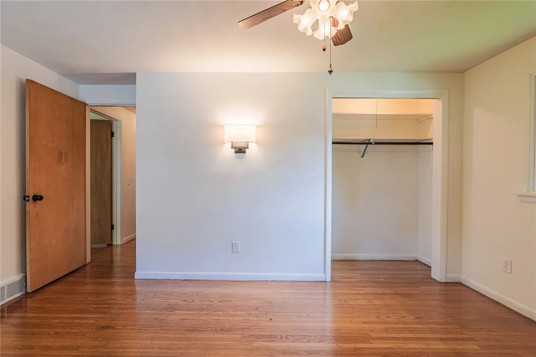 164 Queens Lane, Irondequoit, New York 14617, Irondequoit, New York 14617, 4 Bedrooms Bedrooms, 11 Rooms Rooms,2 BathroomsBathrooms,Residential,Closed,164 Queens Lane, Irondequoit, New York 14617,0,R1617343