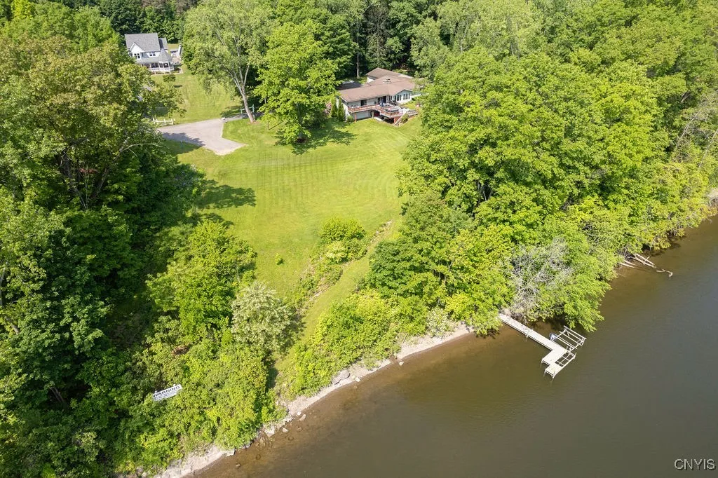 20 Hickory Grove Rd Spur, Minetto, New York 13069, Minetto, New York 13069, 4 Bedrooms Bedrooms, 10 Rooms Rooms,3 BathroomsBathrooms,Residential,Closed,20 Hickory Grove Rd Spur, Minetto, New York 13069,0,S1617290