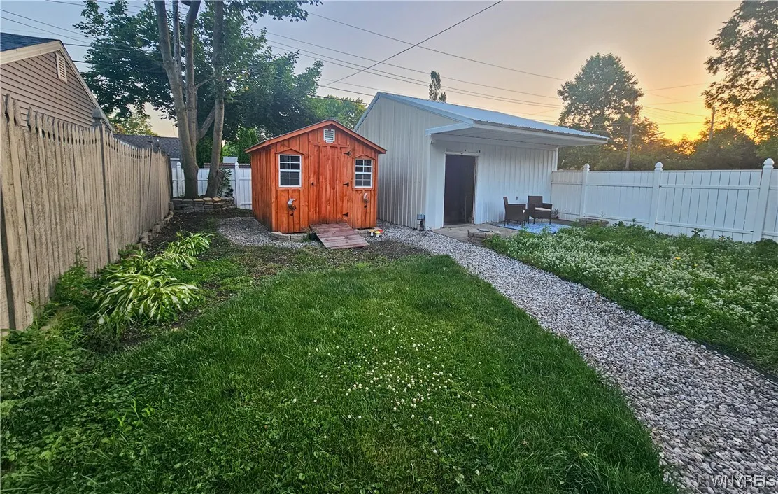218 Edward Street, North Tonawanda, New York 14120, North Tonawanda, New York 14120, 2 Bedrooms Bedrooms, 6 Rooms Rooms,1 BathroomBathrooms,Residential,Closed,218 Edward Street, North Tonawanda, New York 14120,0,B1618292