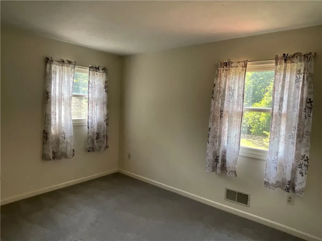 86 Hallock Road, Chili, New York 14624, Chili, New York 14624, 3 Bedrooms Bedrooms, 6 Rooms Rooms,2 BathroomsBathrooms,Residential,Closed,86 Hallock Road, Chili, New York 14624,0,R1618253