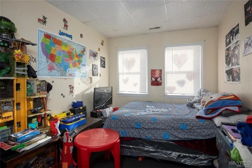 330 Potomac Avenue, Buffalo, New York 14213, Buffalo, New York 14213, 6 Bedrooms Bedrooms, ,4 BathroomsBathrooms,Residential,Closed,330 Potomac Avenue, Buffalo, New York 14213,0,B1617474