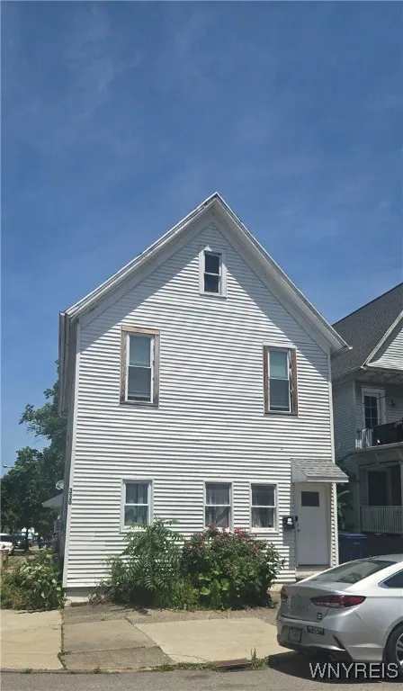 330 Potomac Avenue, Buffalo, New York 14213, Buffalo, New York 14213, 6 Bedrooms Bedrooms, ,4 BathroomsBathrooms,Residential,Closed,330 Potomac Avenue, Buffalo, New York 14213,0,B1617474